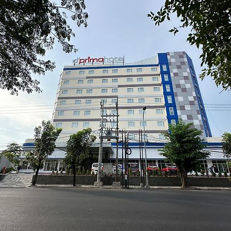 D'Primahotel Jemursari Surabaya Exteriör bild