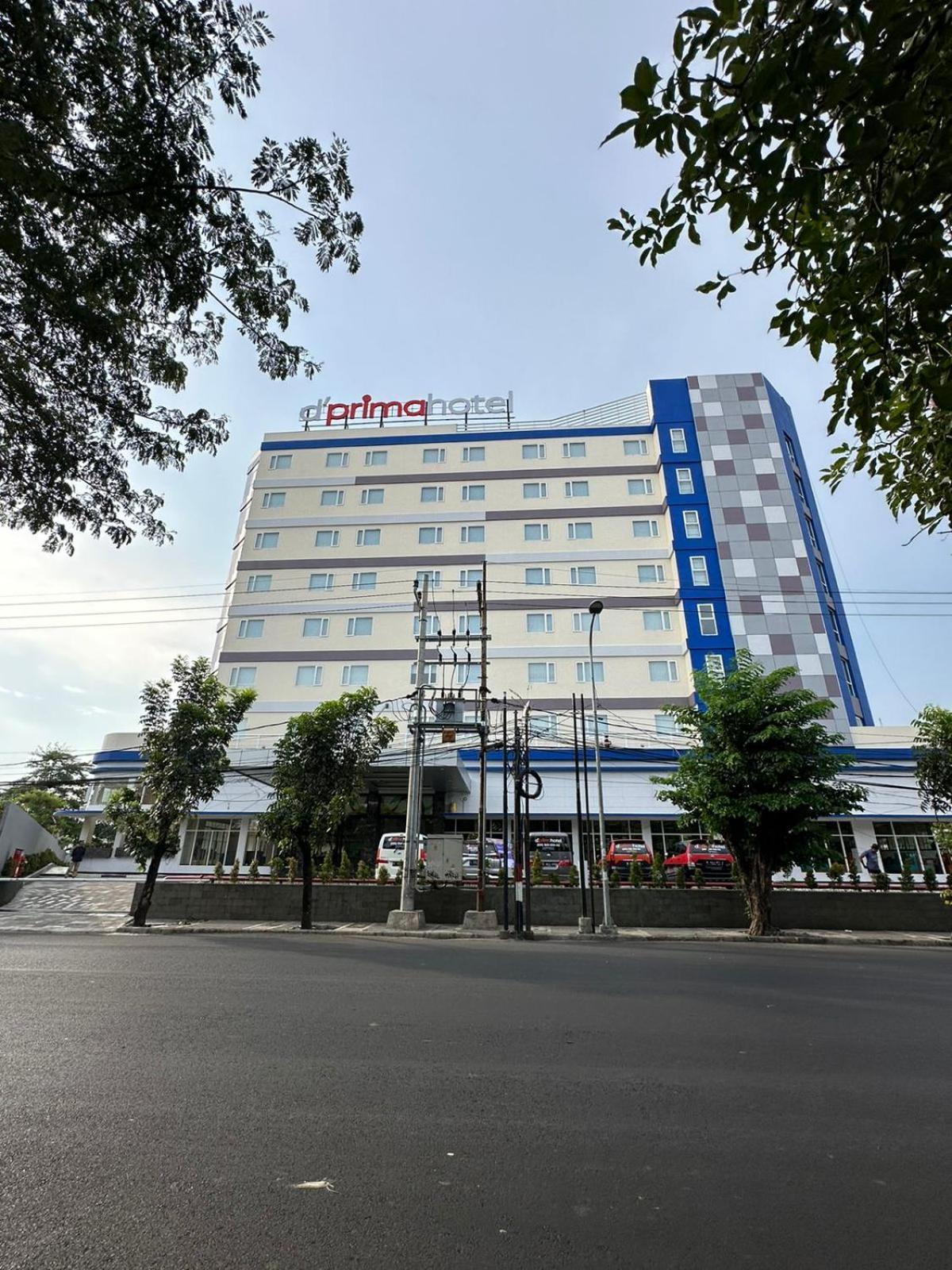 D'Primahotel Jemursari Surabaya Exteriör bild